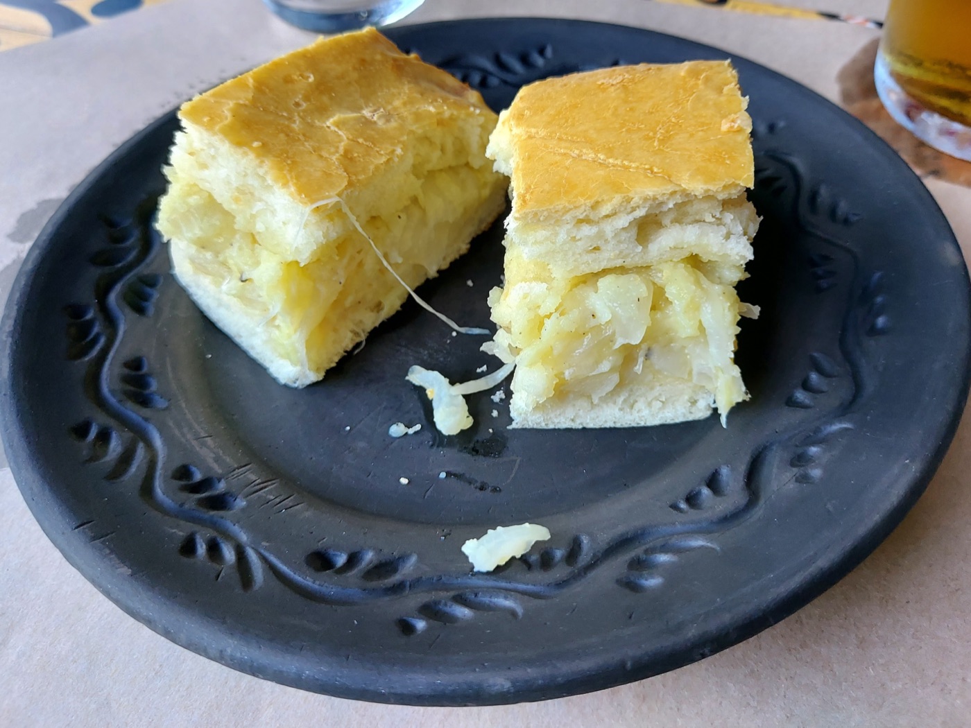 Lichiu cu ceapă rumen și pufos